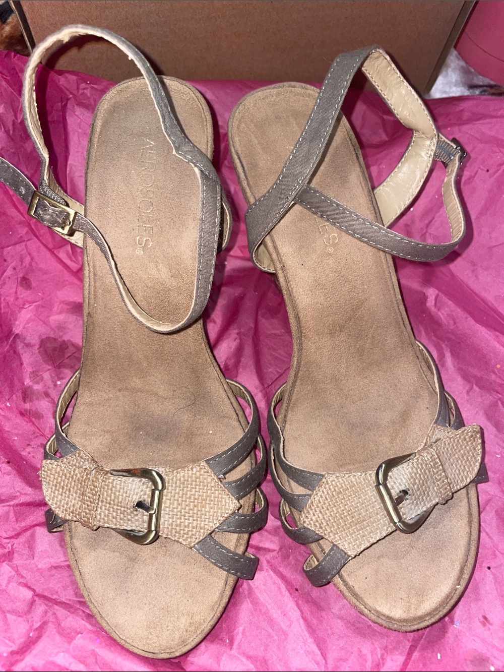AEROSOLES Brown Tan Woven Buckle Strappy Sandals